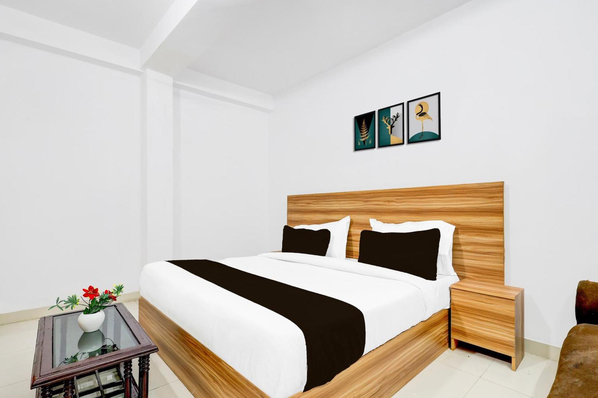 Hotel O Ocean Plaza New Delhi Luaran gambar