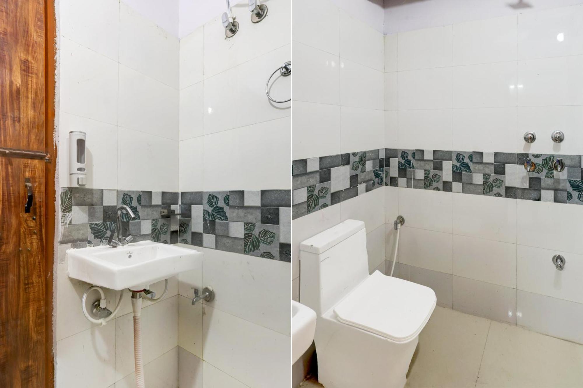 Hotel O Ocean Plaza New Delhi Luaran gambar